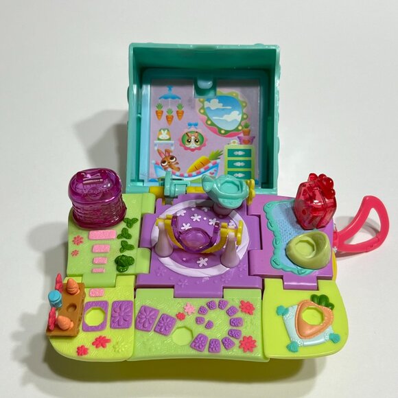 Authentic Littlest Pet Shop Teeniest Tiniest Rabbits and Hamster Mini Playset - Picture 2 of 10